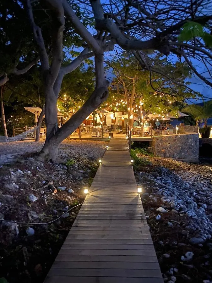 Lovango Resort And Beach Club Cruz Bay